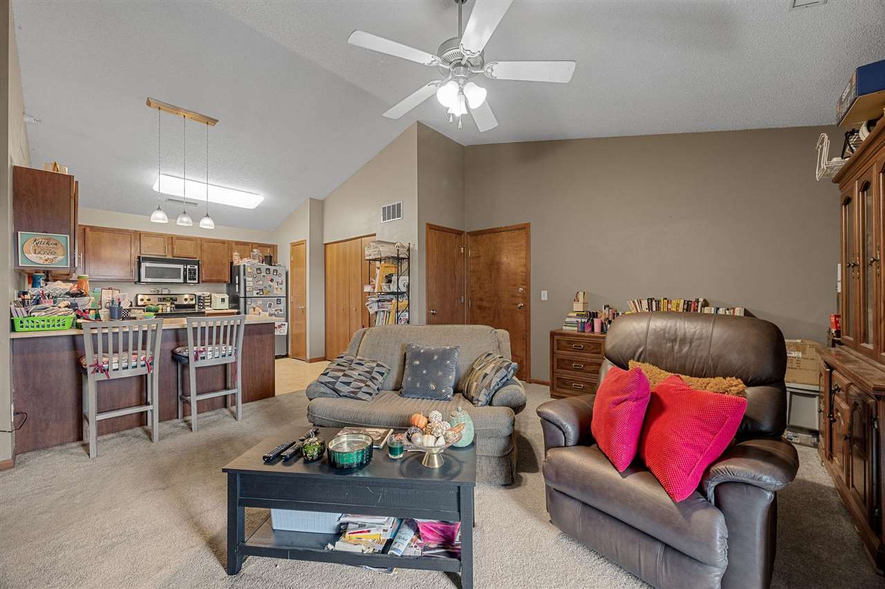 805 Blue Sky Dr Unit: 301