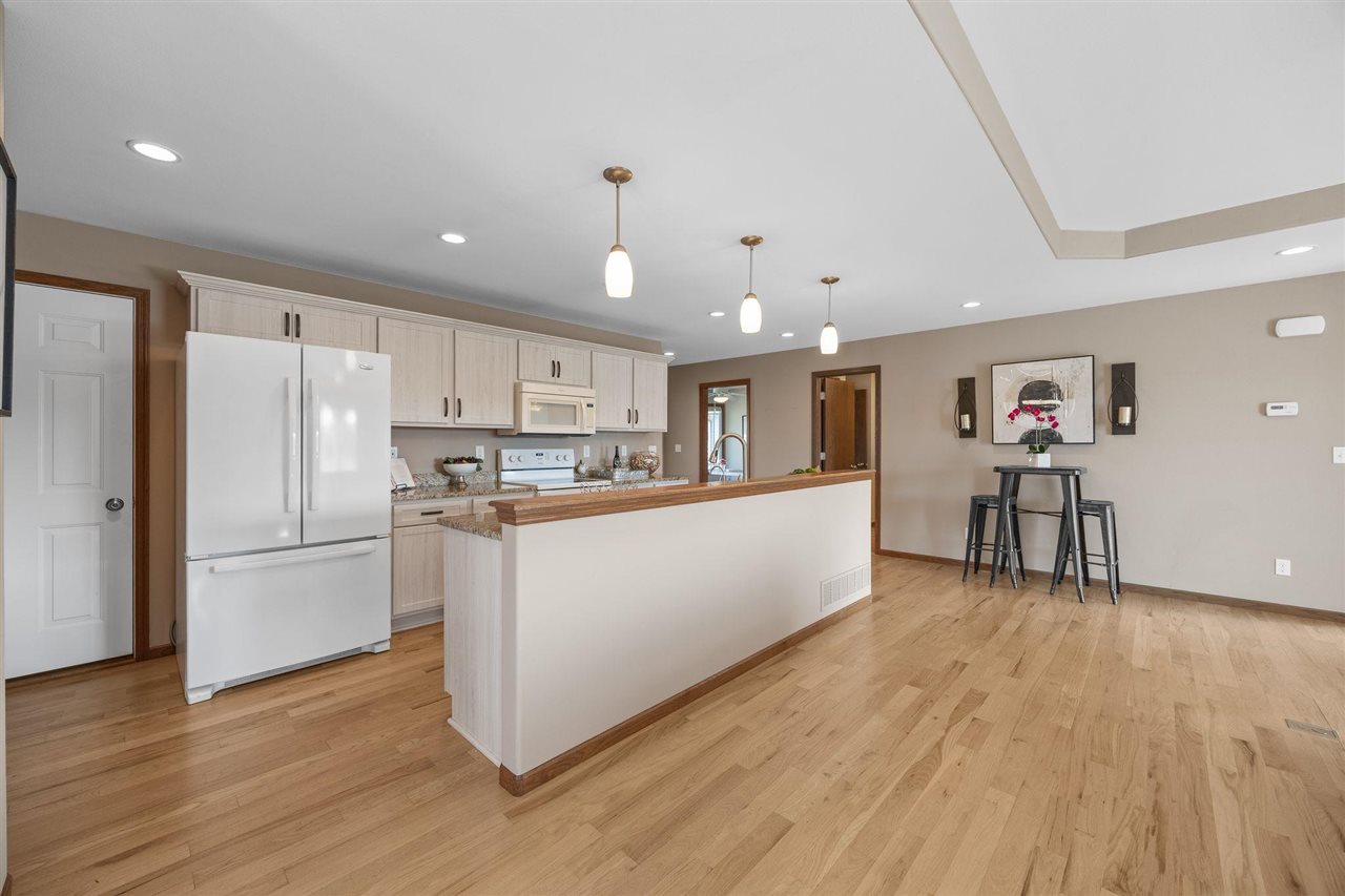 3455 Granger Ave