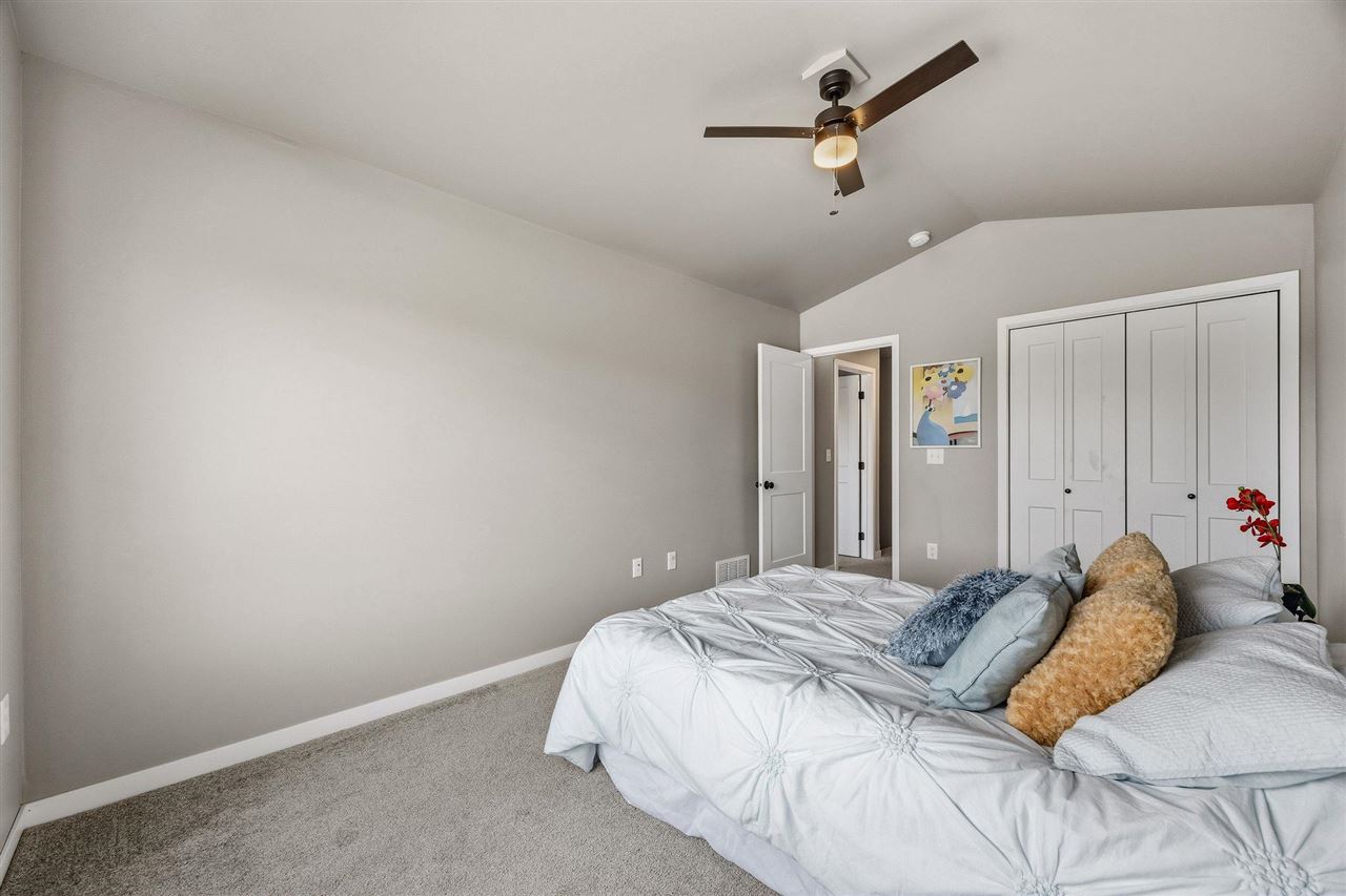 253 Lindemann Dr