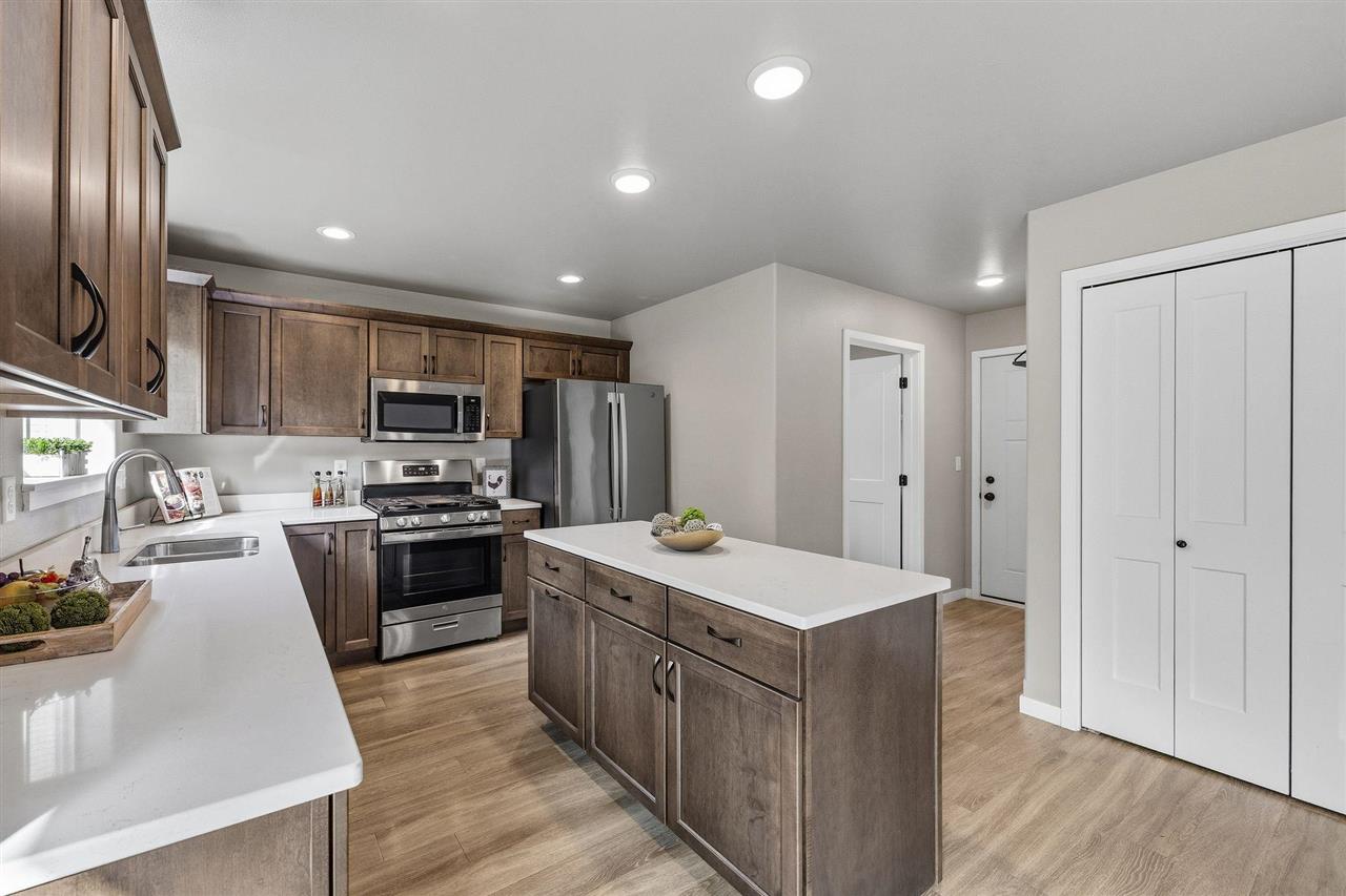 253 Lindemann Dr