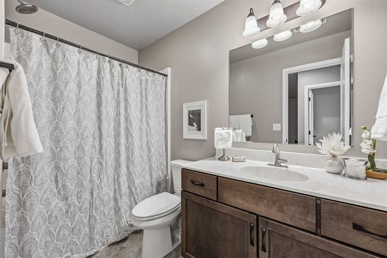 253 Lindemann Dr