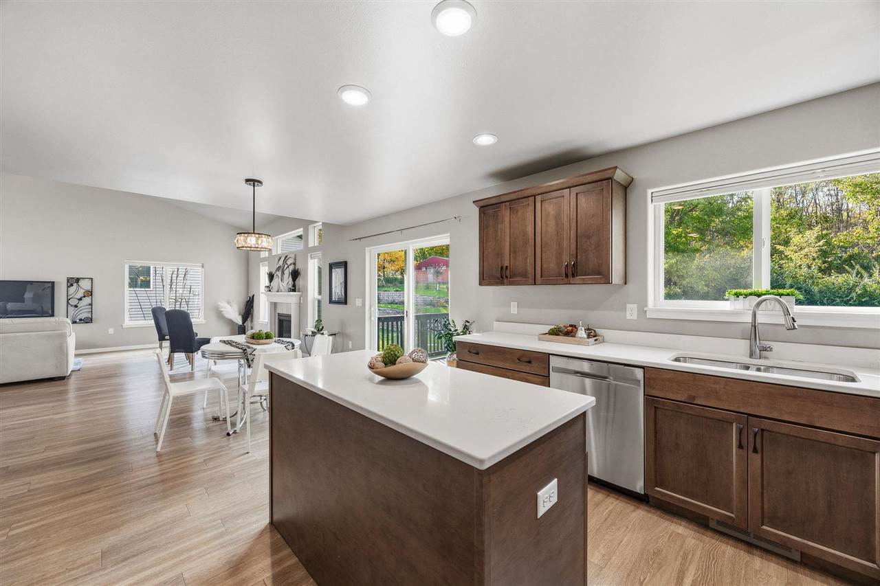 253 Lindemann Dr
