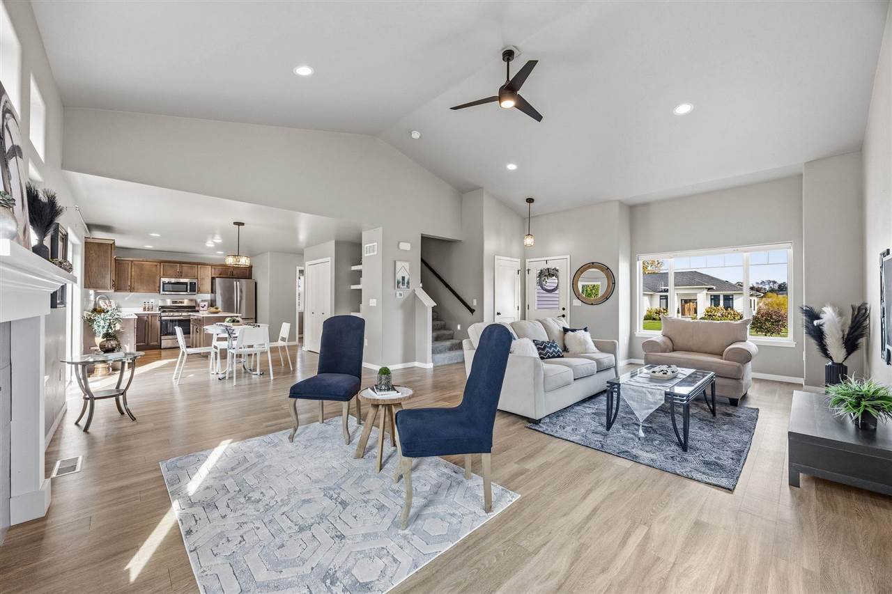 253 Lindemann Dr