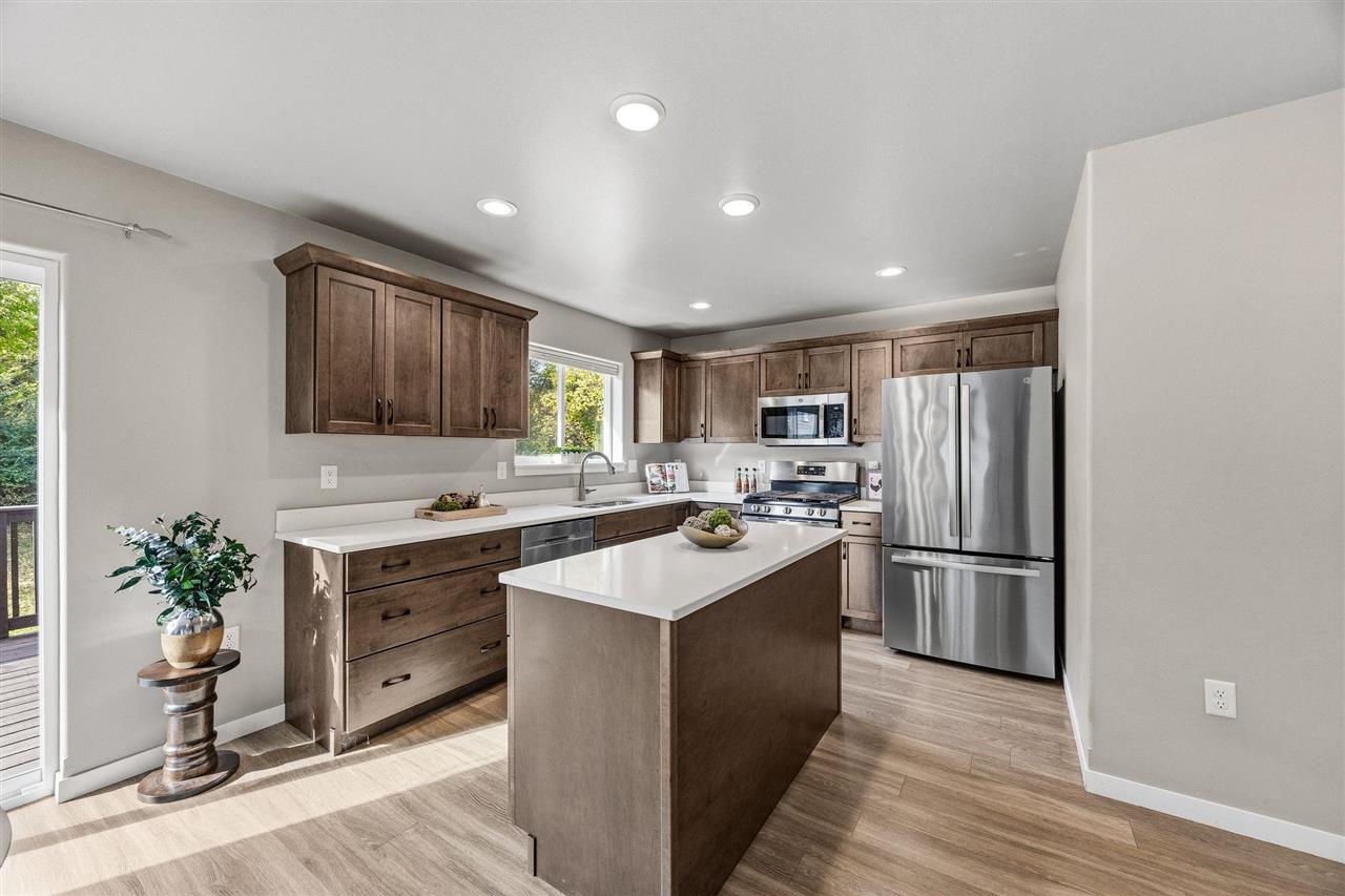 253 Lindemann Dr