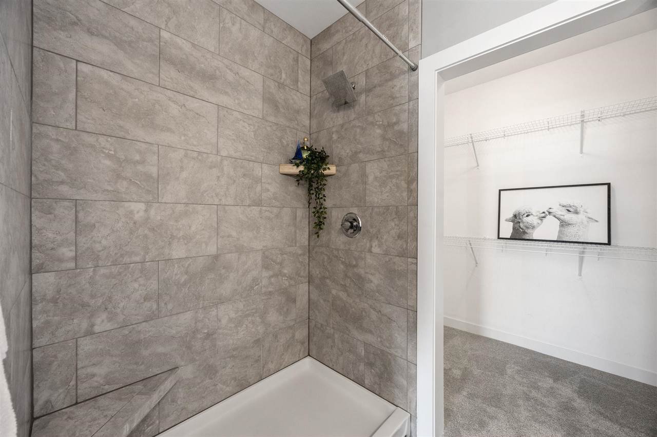 901 E 2nd Ave Unit: 205