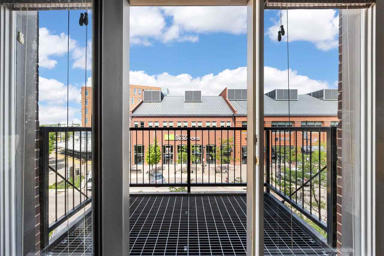 901 E 2nd Ave Unit: 205