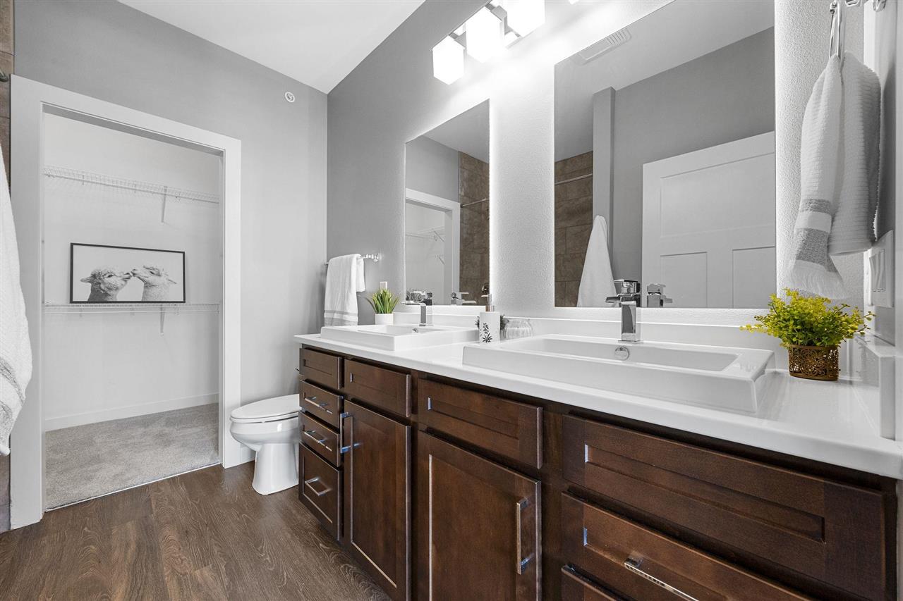 901 E 2nd Ave Unit: 205