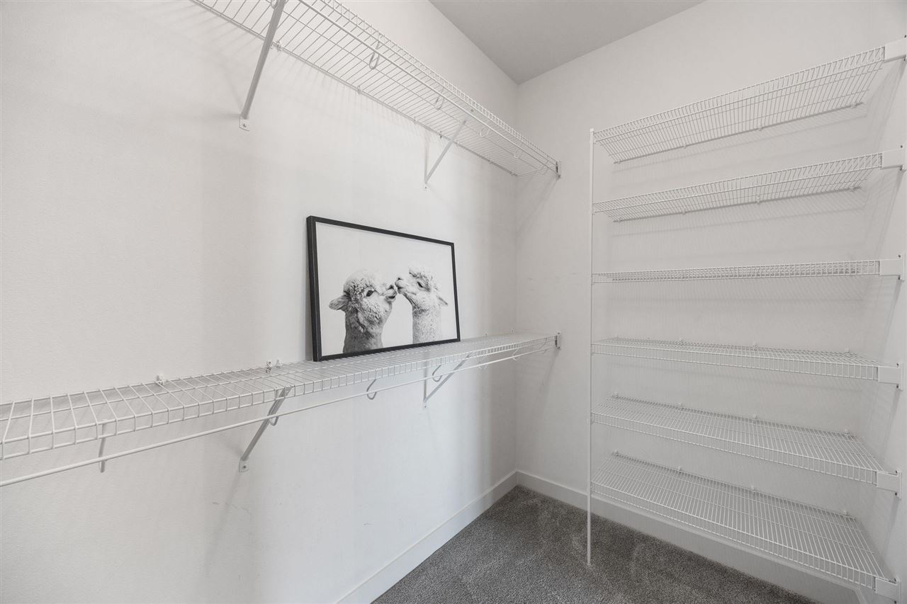 901 E 2nd Ave Unit: 205