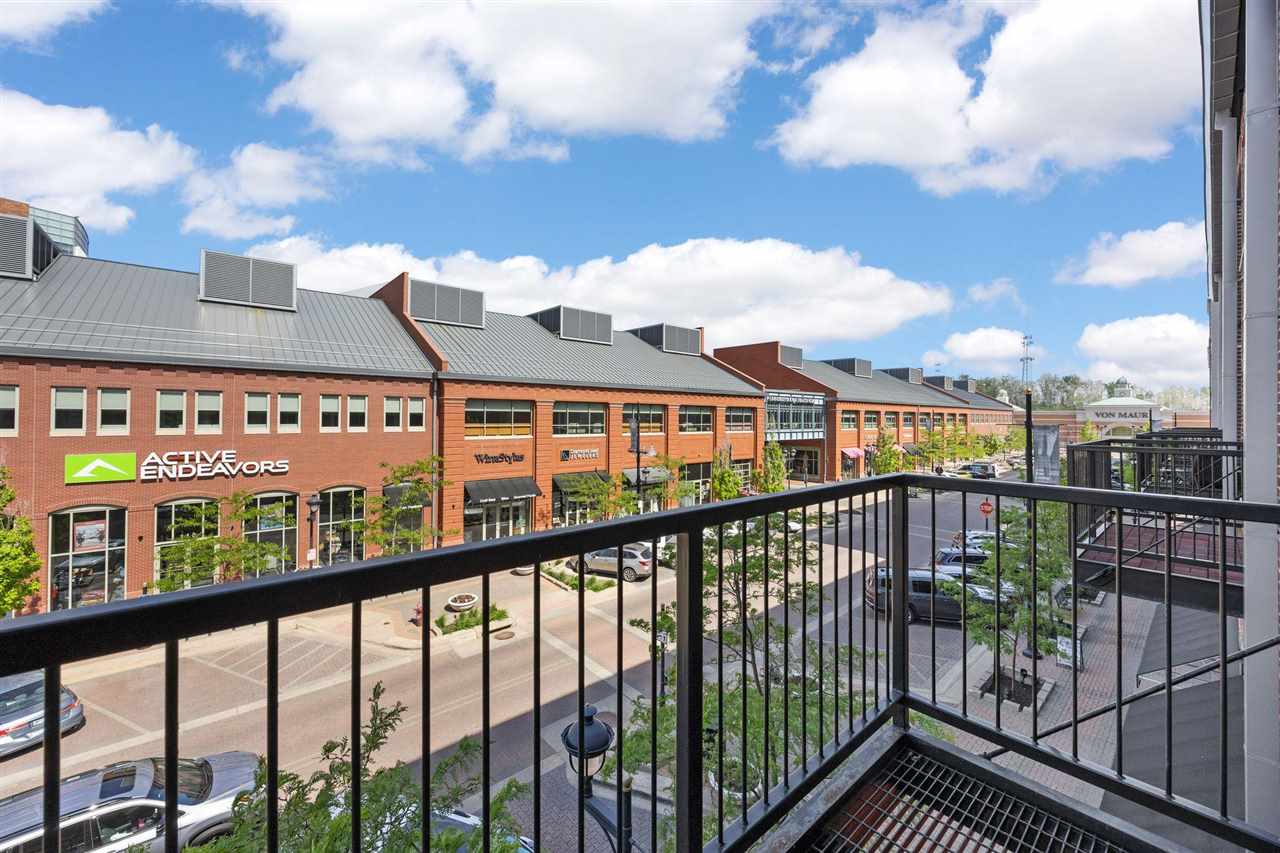 901 E 2nd Ave Unit: 205