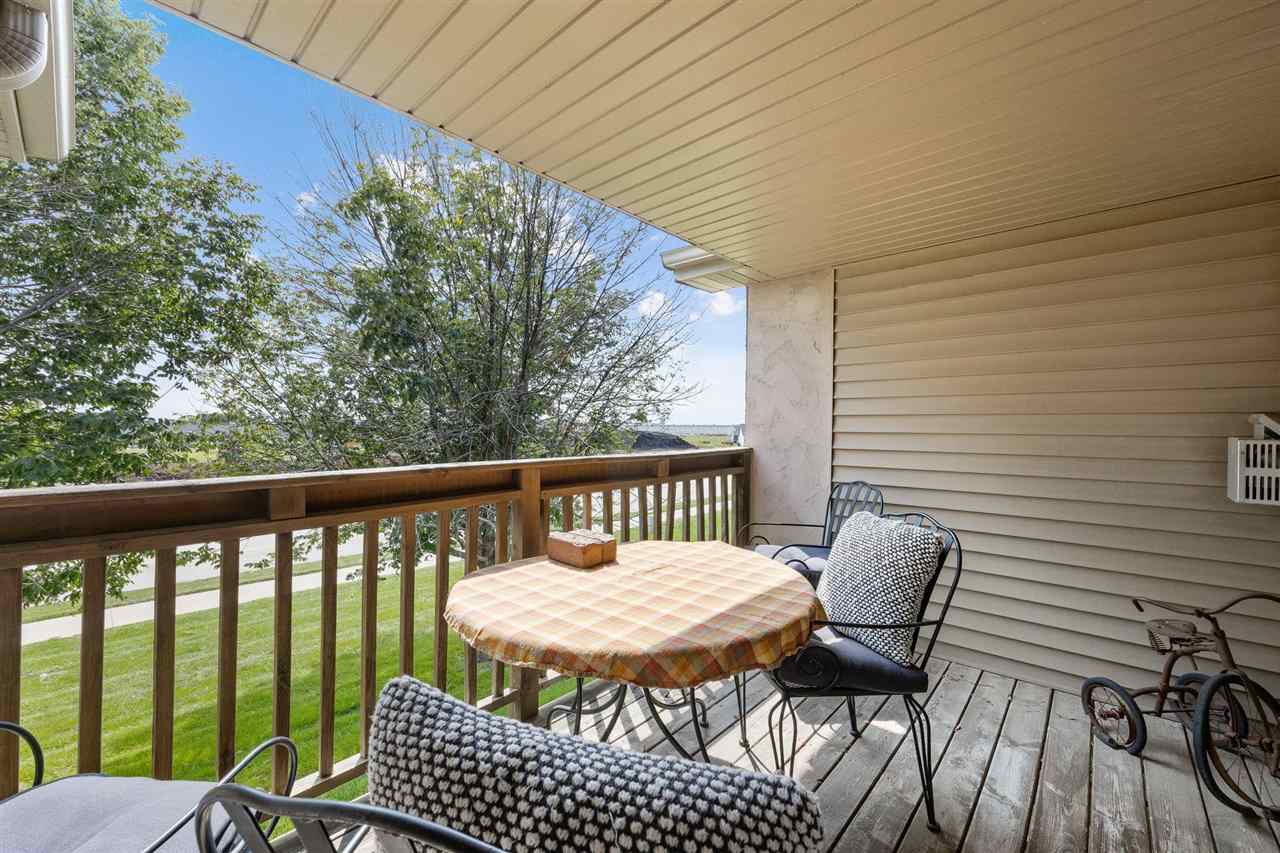 1020 240th St NE Unit: 8