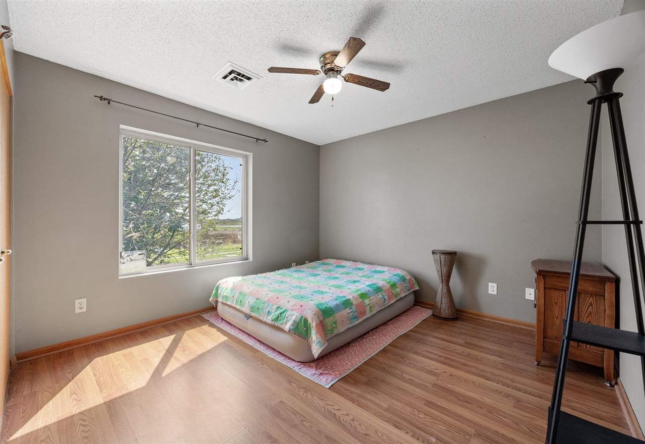 1020 240th St NE Unit: 8