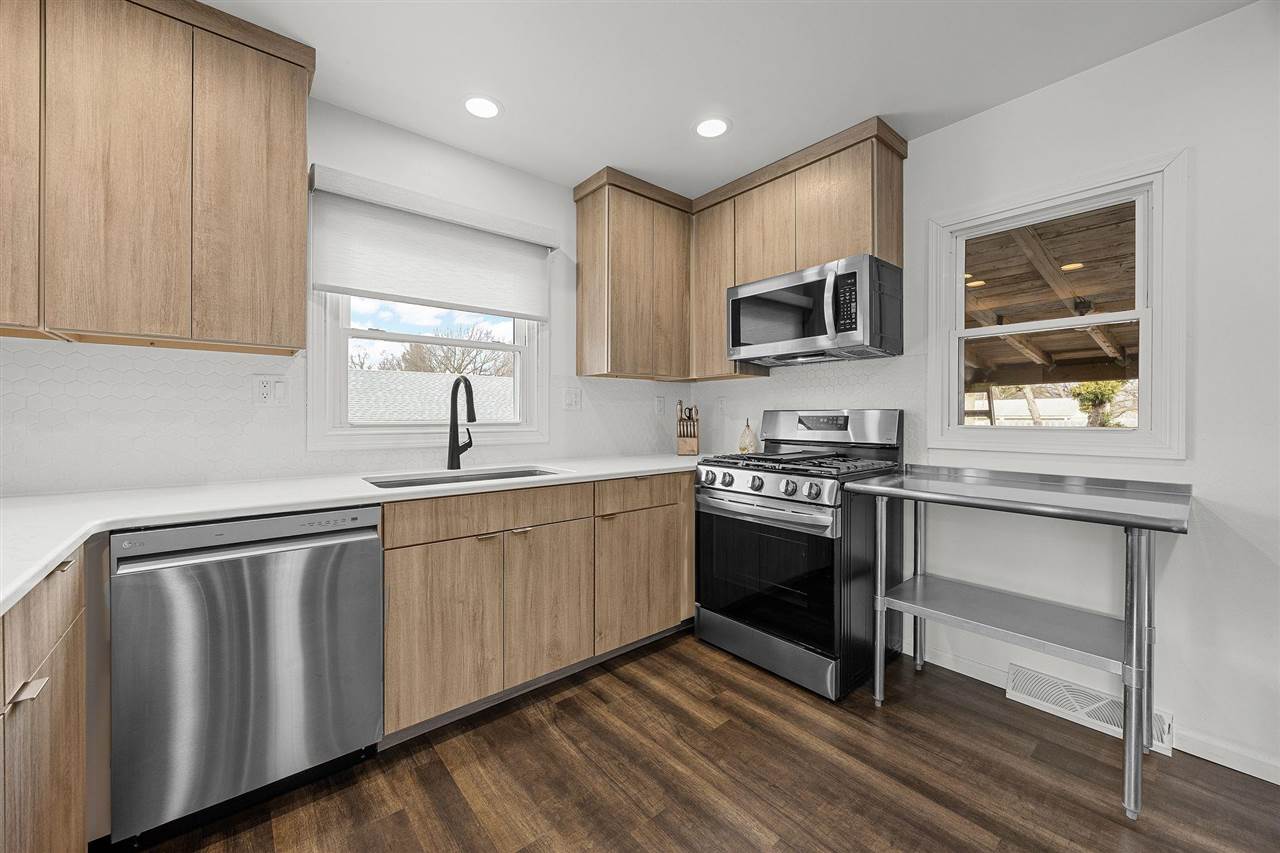 2020 G St