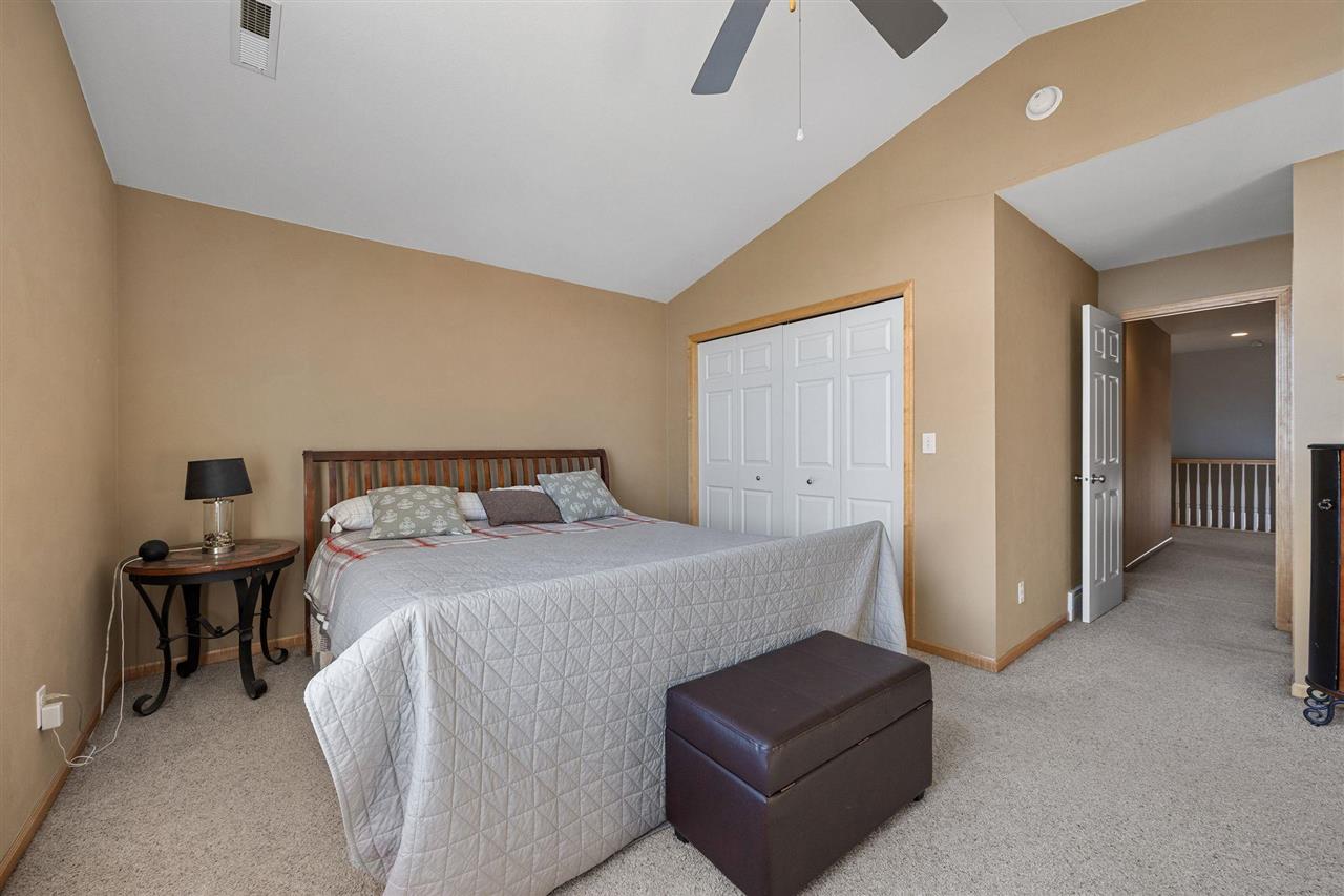 3655 Stoneview Cir SW