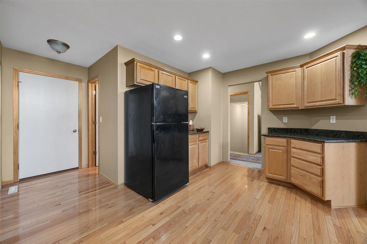 3655 Stoneview Cir SW