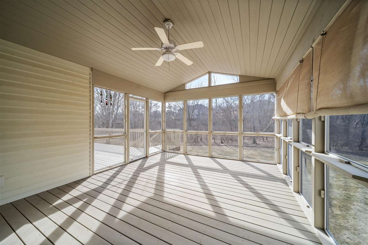 53 Burr Oak Ct