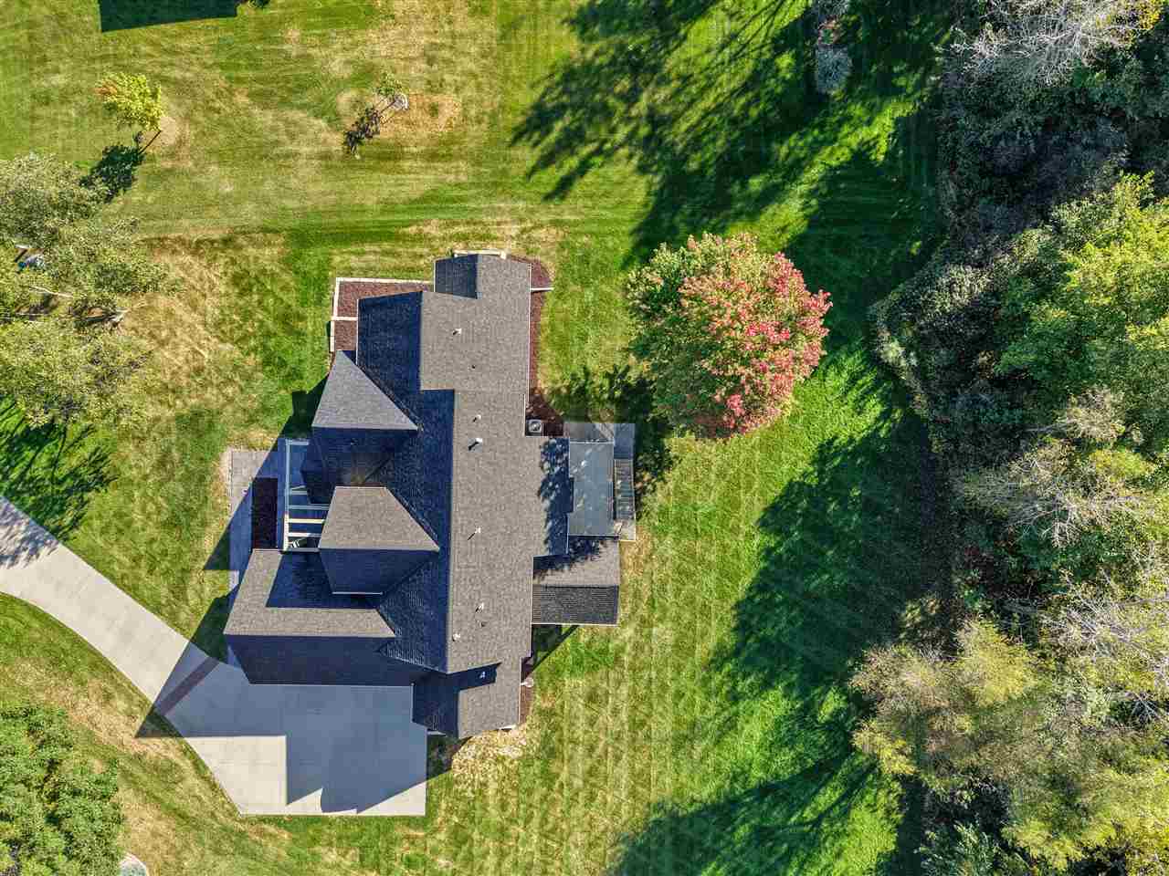 53 Burr Oak Ct