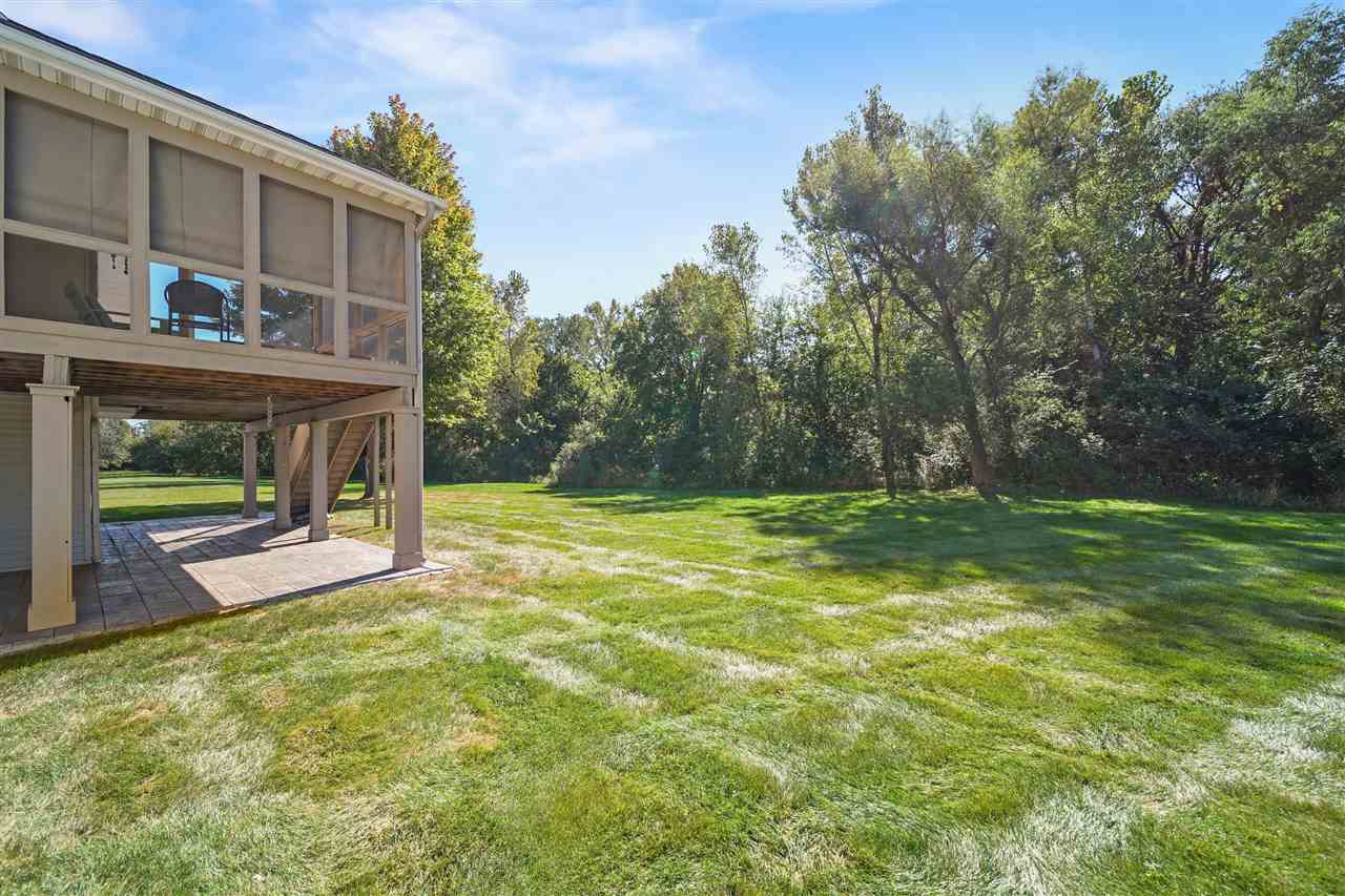 53 Burr Oak Ct