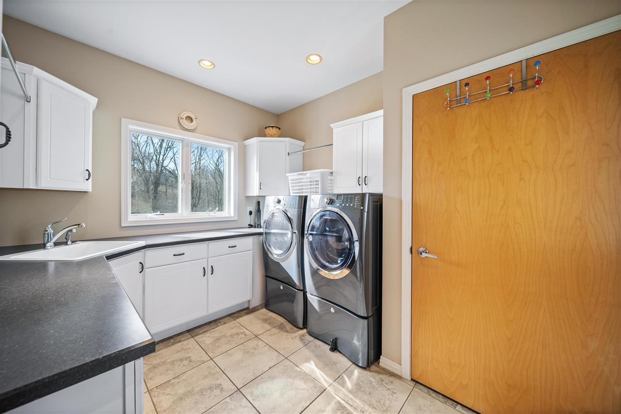 53 Burr Oak Ct