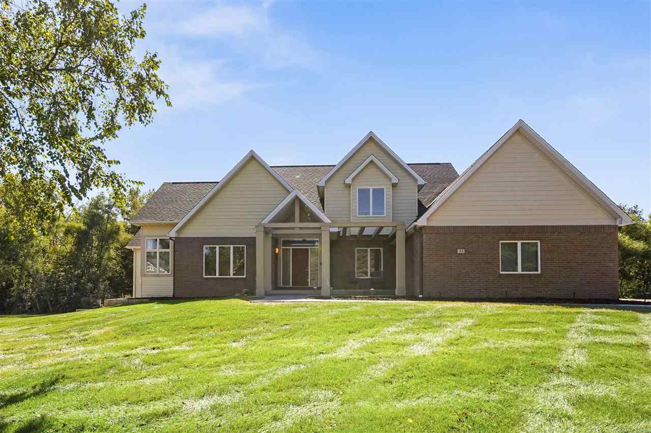 53 Burr Oak Ct