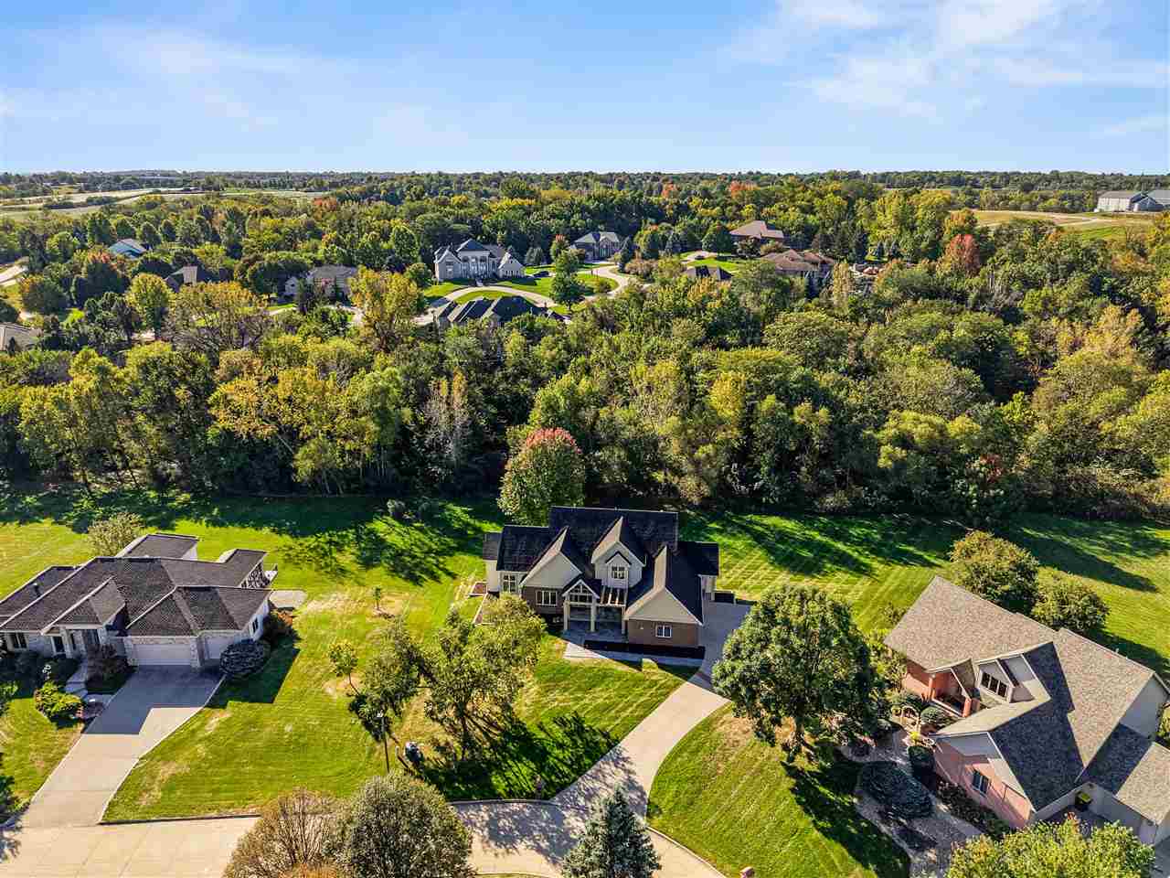 53 Burr Oak Ct