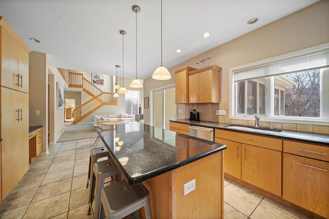 53 Burr Oak Ct