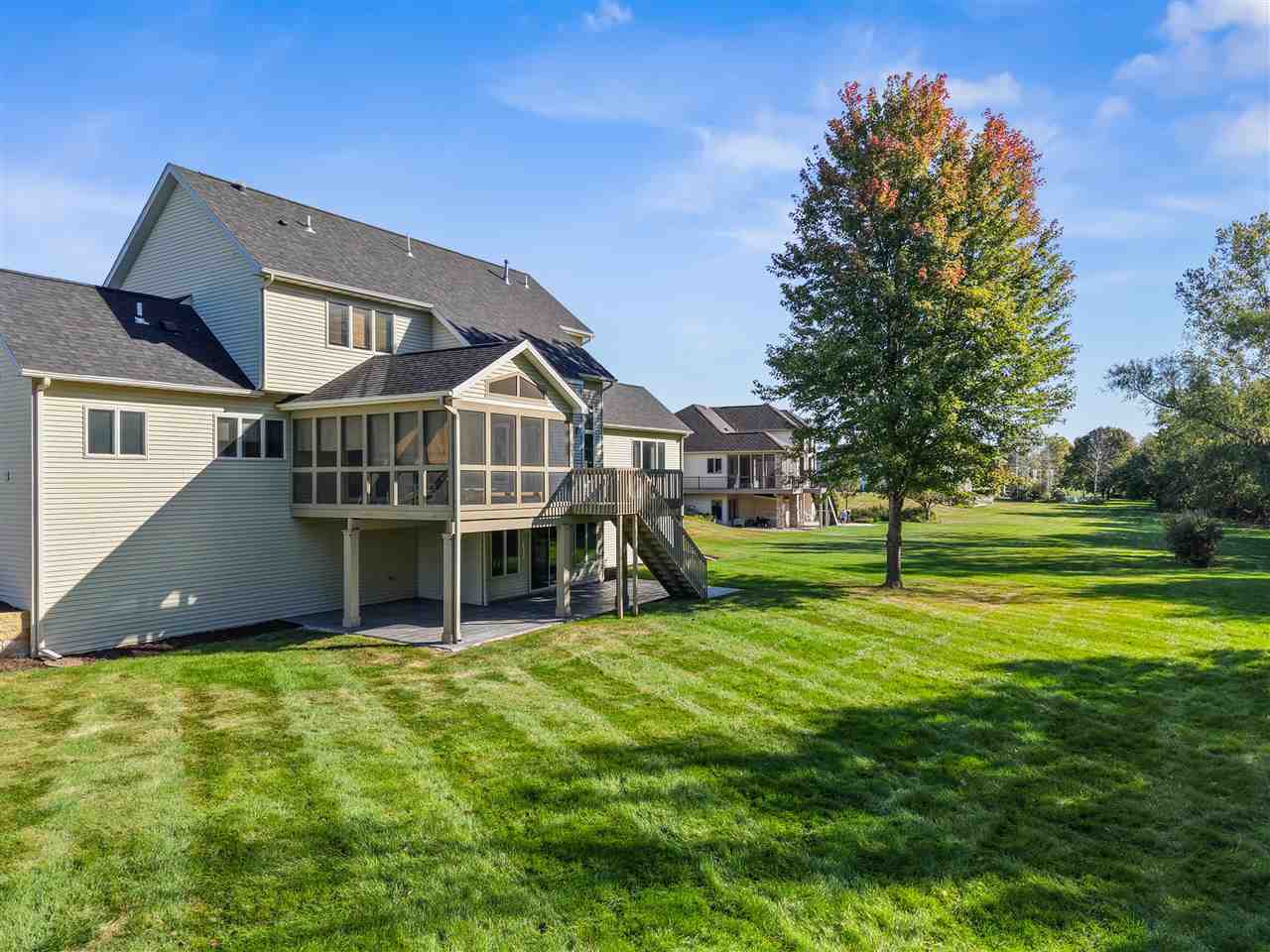 53 Burr Oak Ct