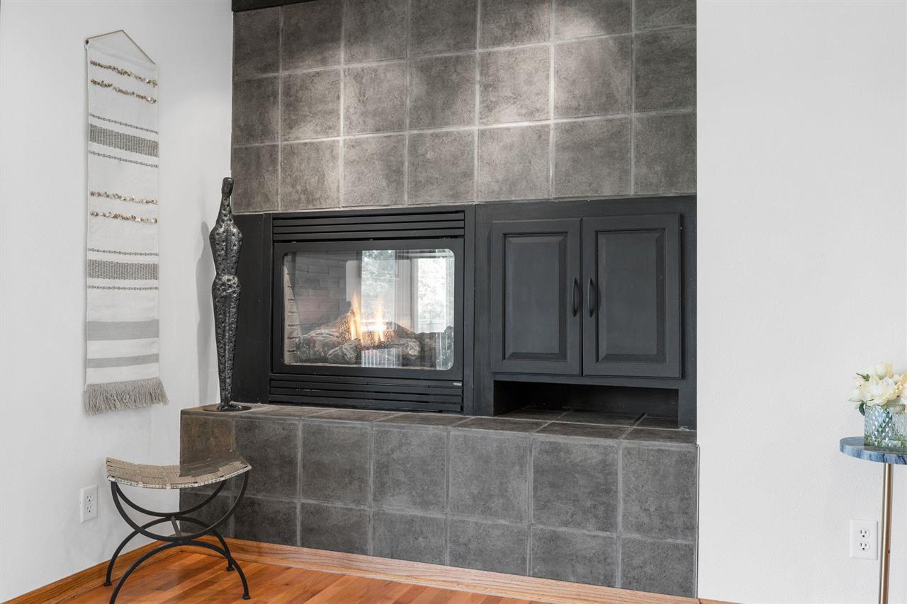 3606 Sun Valley Dr NE