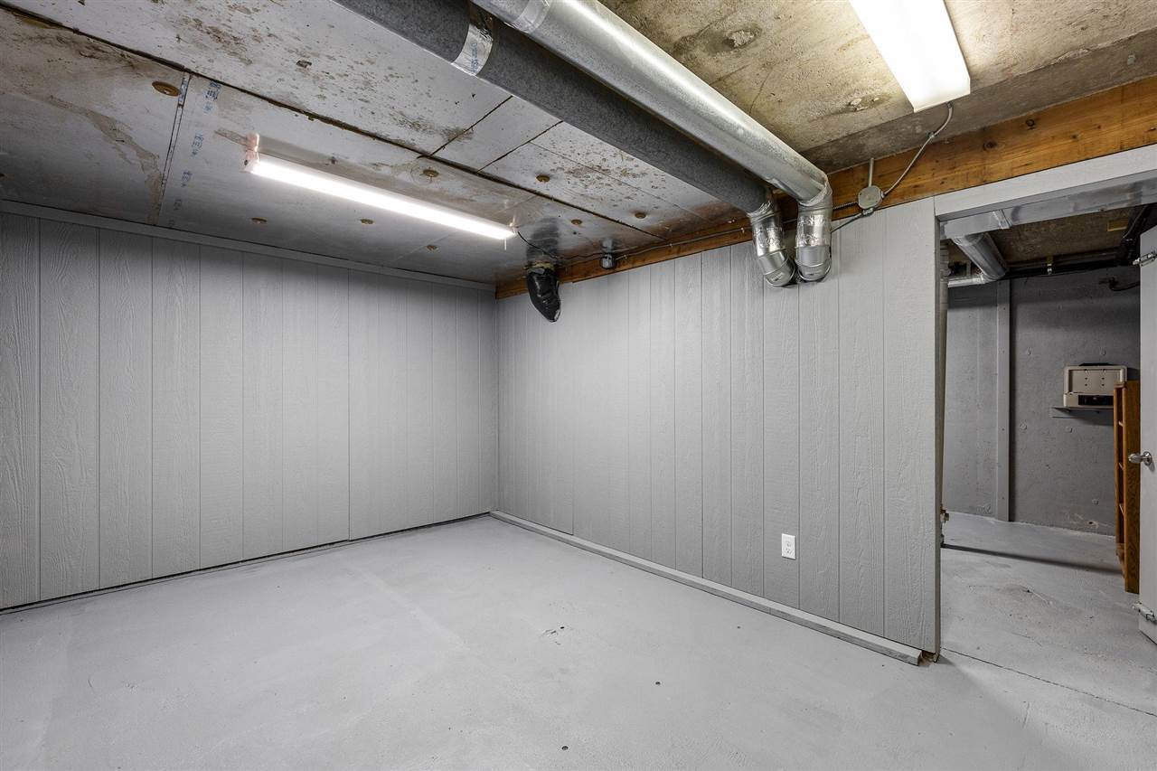 3606 Sun Valley Dr NE