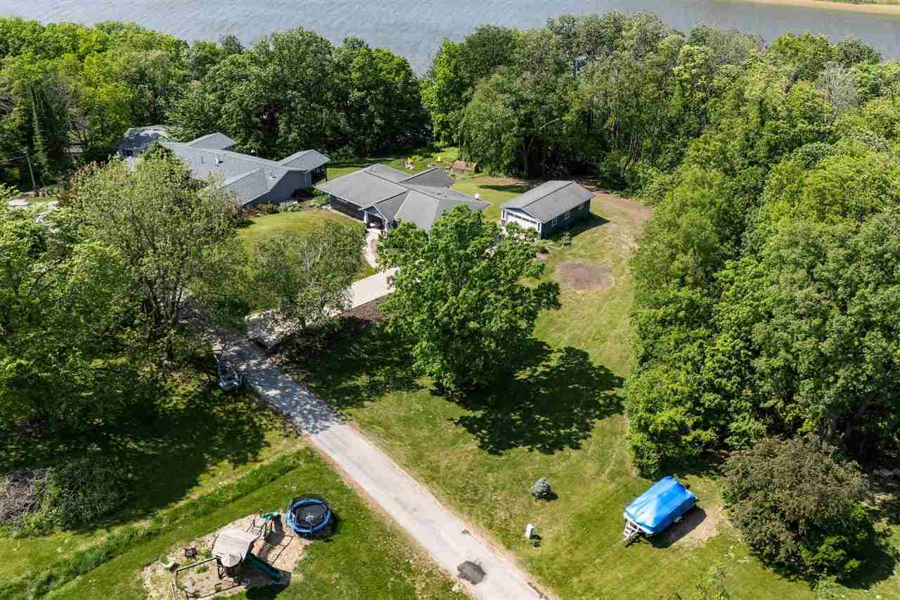 3606 Sun Valley Dr NE