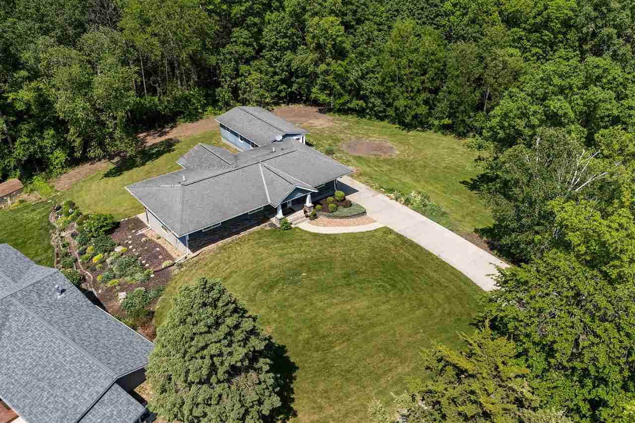 3606 Sun Valley Dr NE