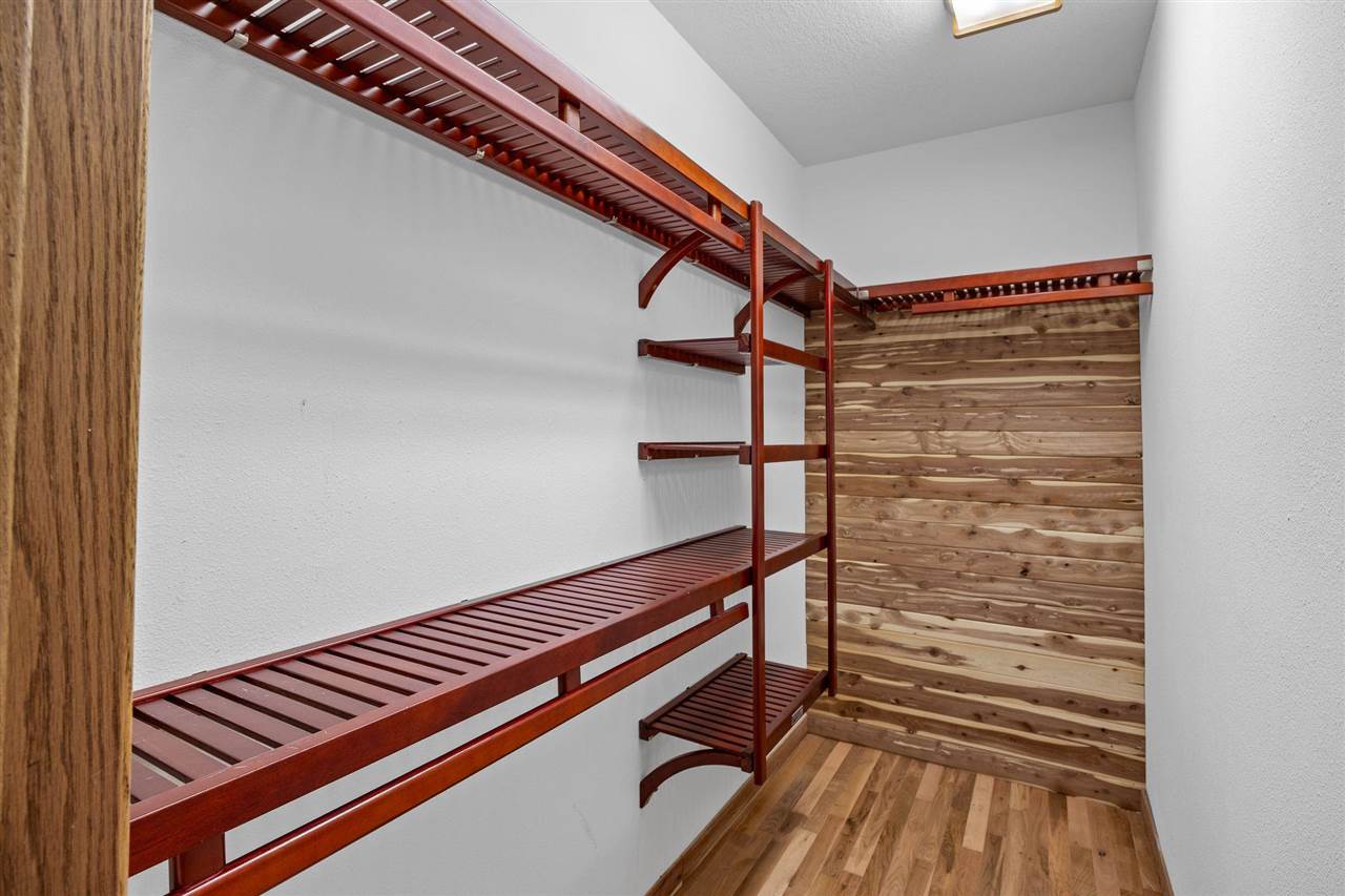 3606 Sun Valley Dr NE