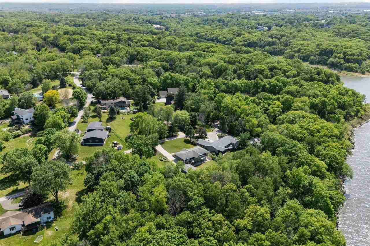 3606 Sun Valley Dr NE