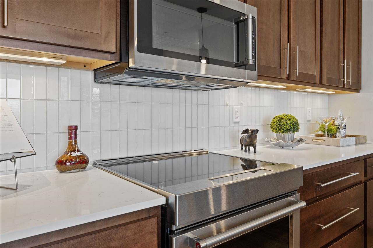 1 University Way Unit: 406