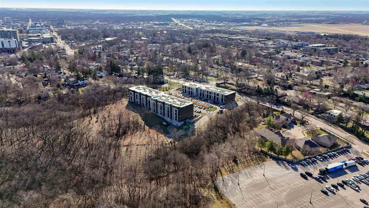 1 University Way Unit: 406