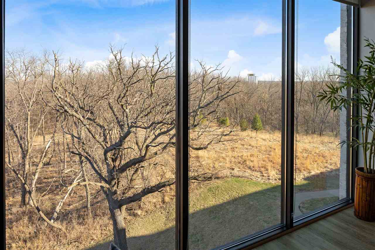 1 University Way Unit: 406