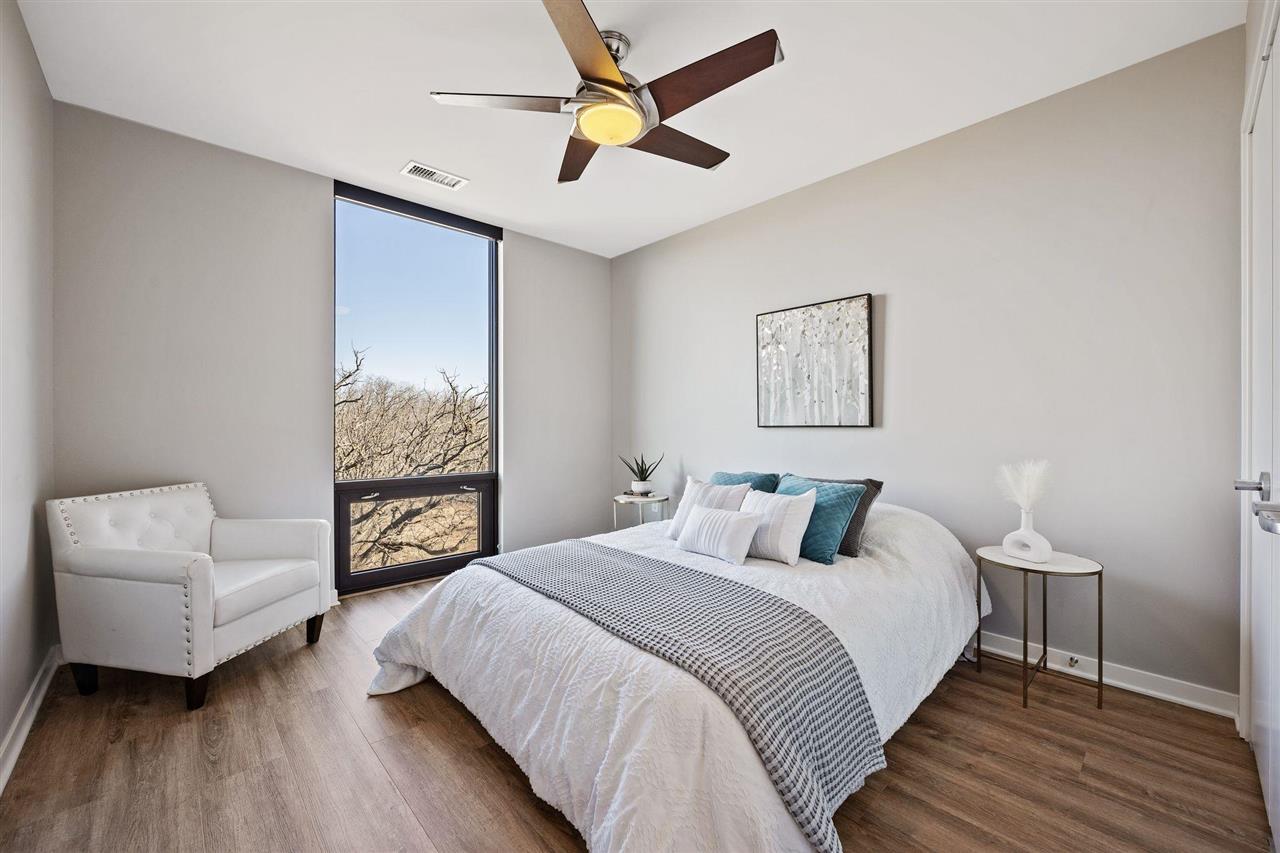 1 University Way Unit: 406