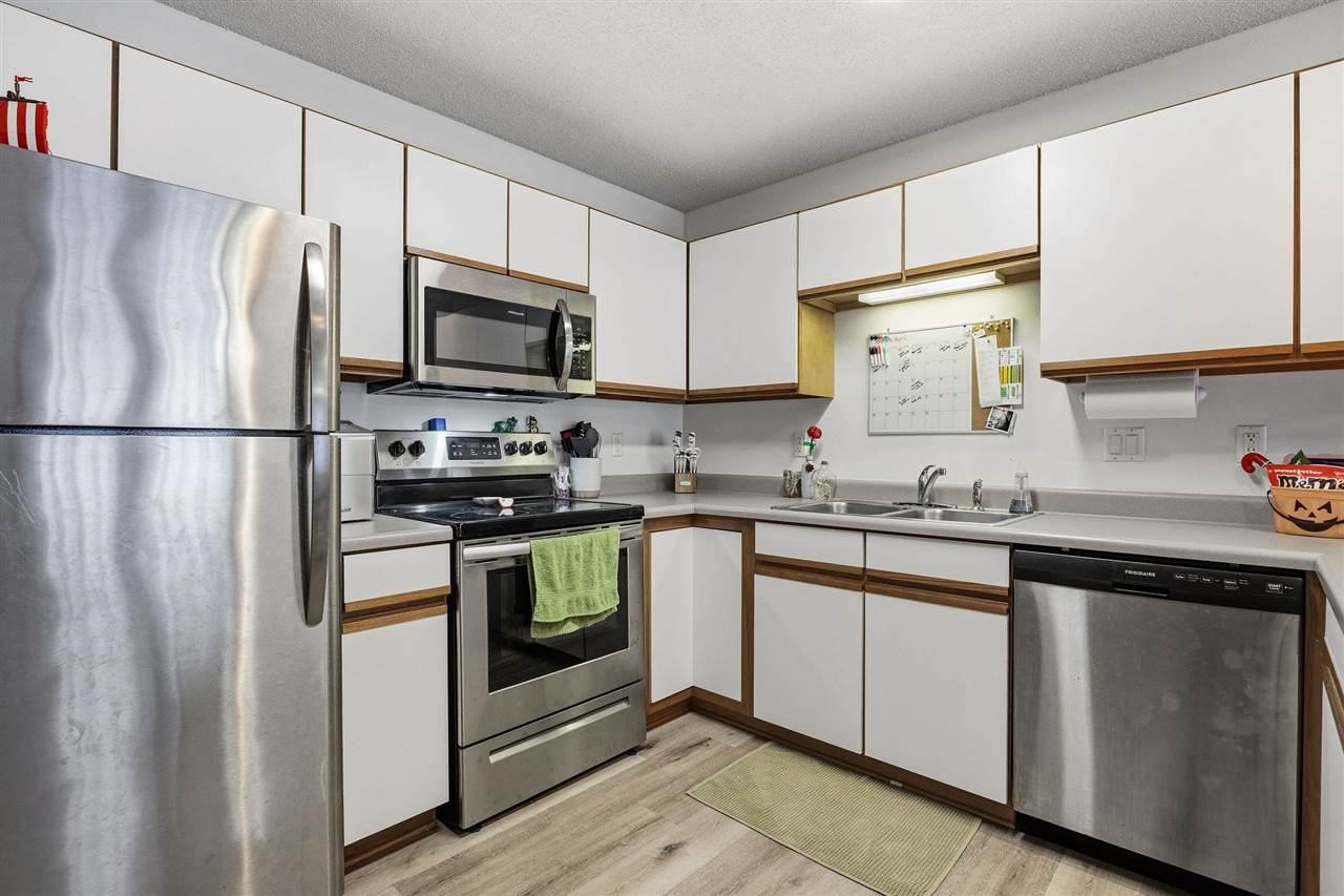 140 Shannon Dr Unit: 6