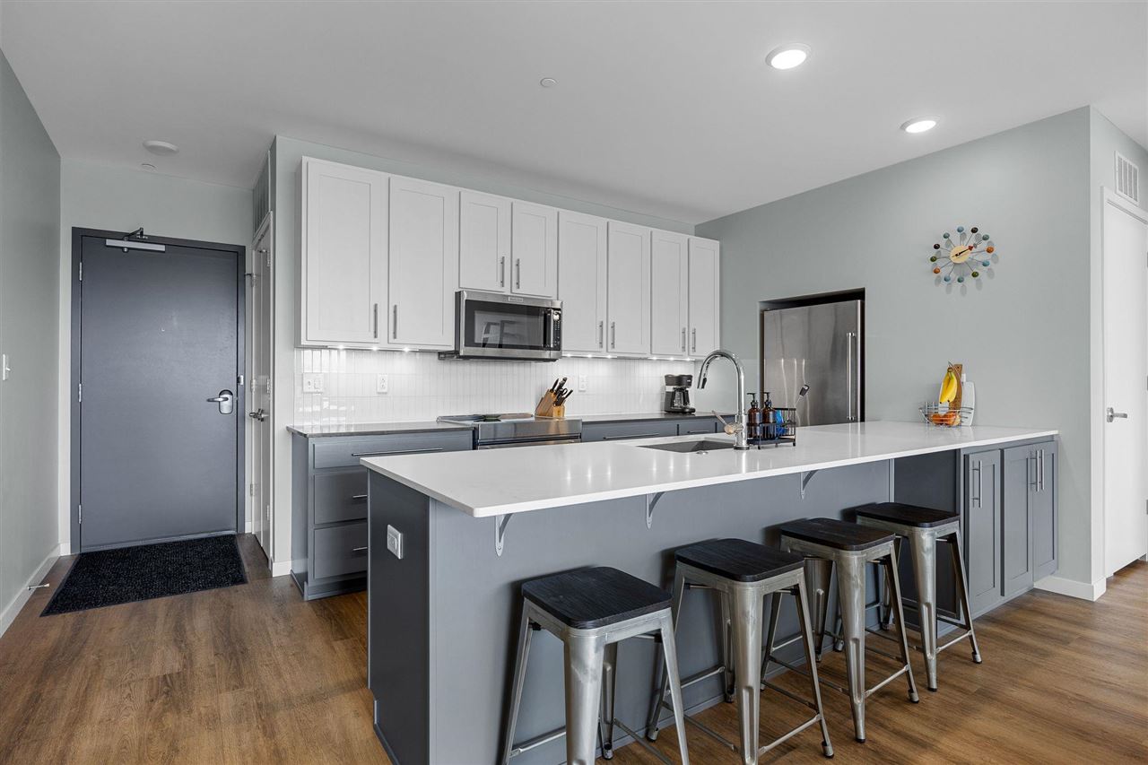 1 University Way Unit: 202