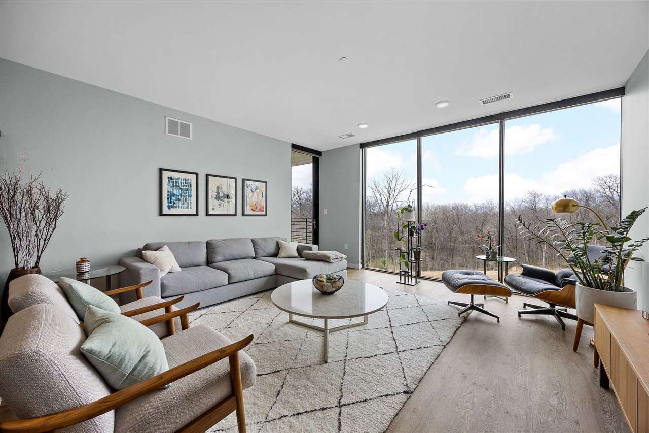 1 University Way Unit: 202