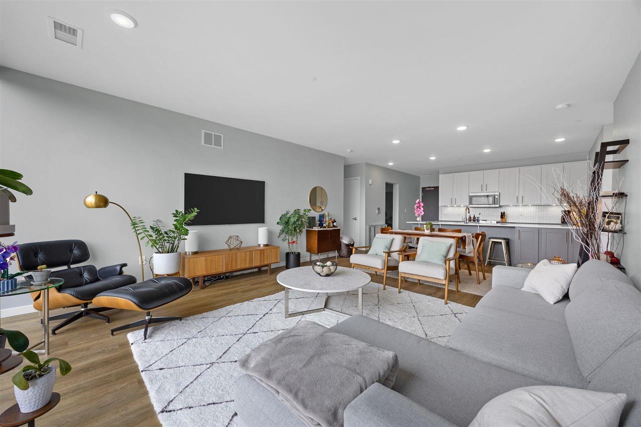 1 University Way Unit: 202