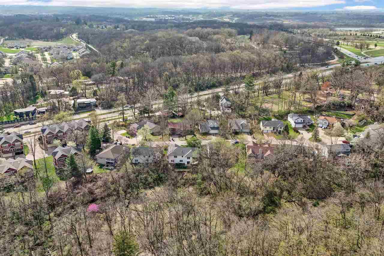 1926 Meadow Ridge Ln