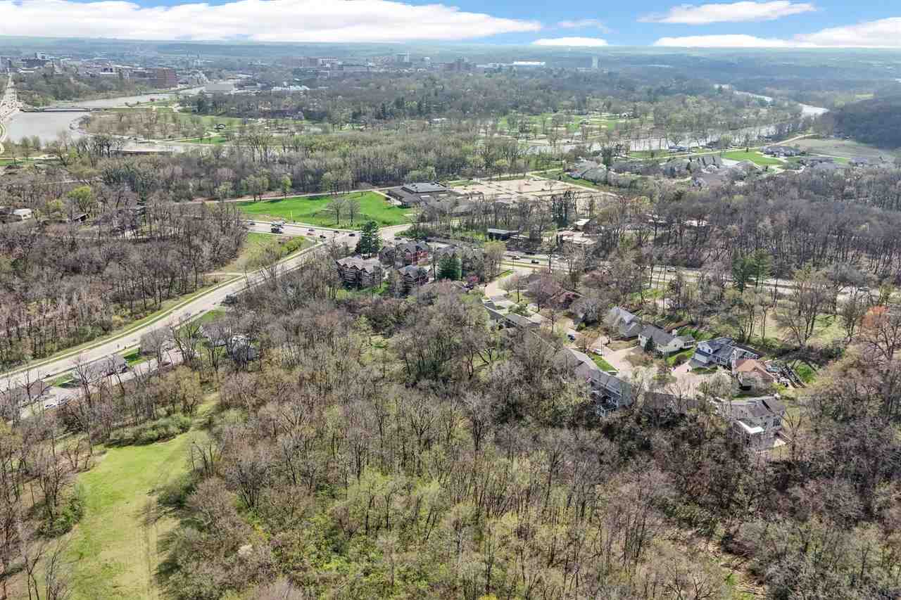 1926 Meadow Ridge Ln