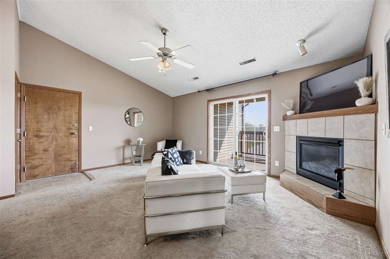 805 Blue Sky Dr Unit: 301