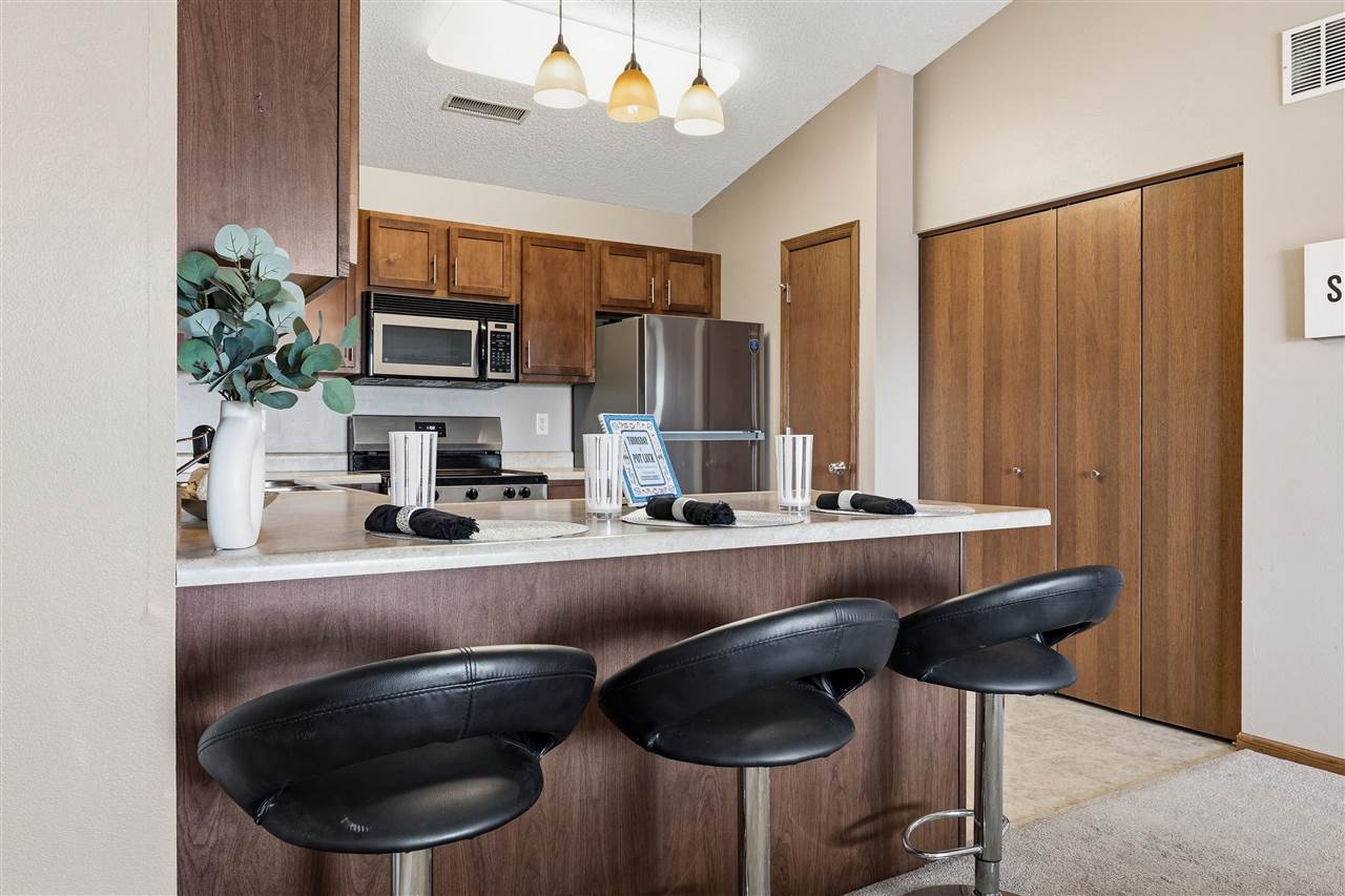 805 Blue Sky Dr Unit: 301