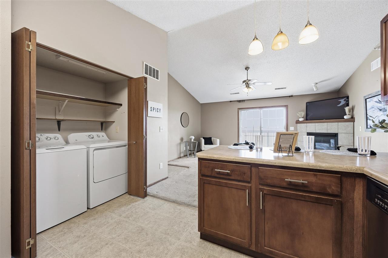 805 Blue Sky Dr Unit: 301
