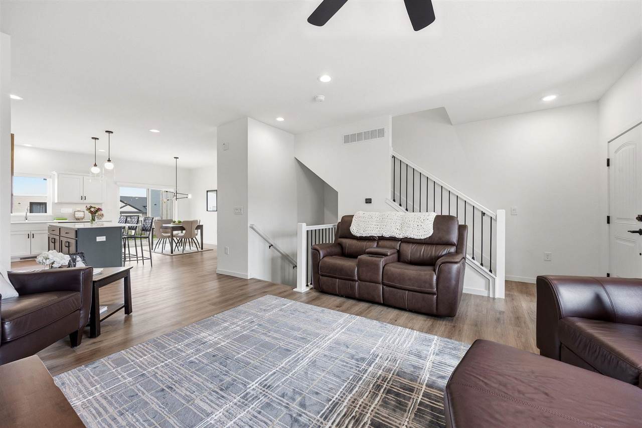 4747 Preston Ln