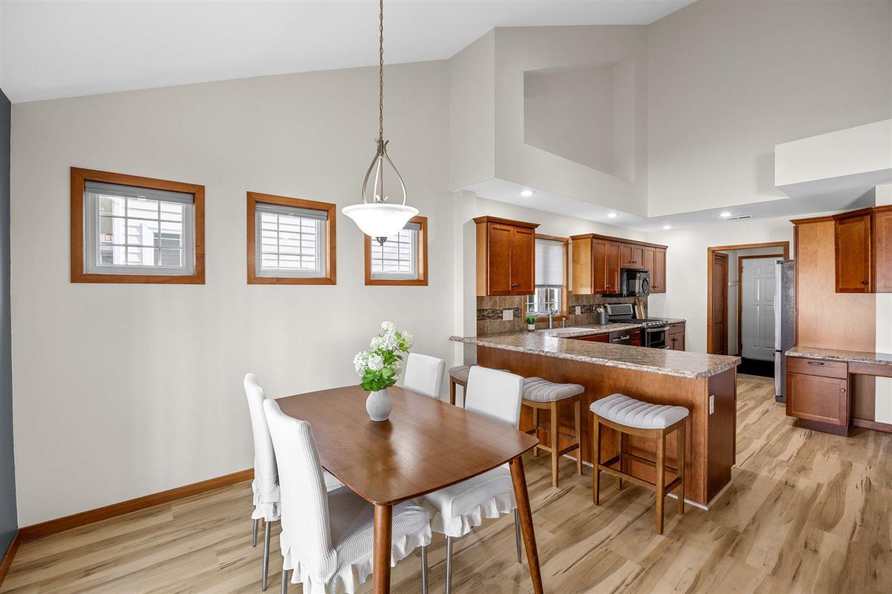105 Wild Rose Ln