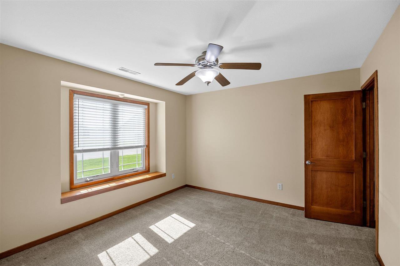 105 Wild Rose Ln