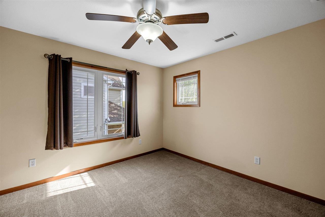 105 Wild Rose Ln