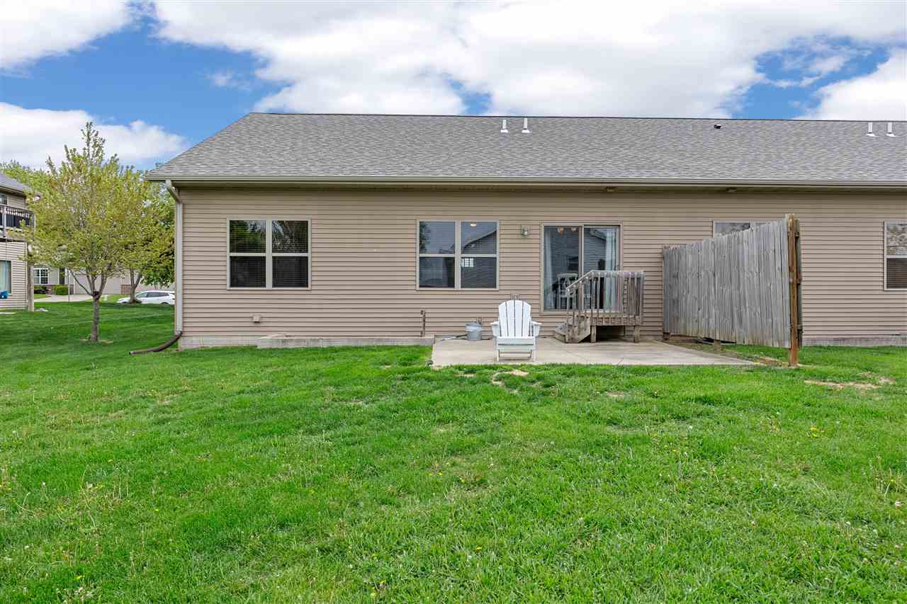 323 Windflower Ln